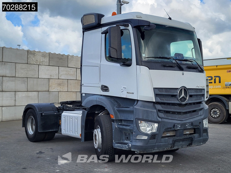 Mercedes-Benz Actros 1845 4X2 Retarder Euro 6 - Nyergesvontató: 3 kép. Mercedes-Benz Actros 1845 4X2 Retarder Euro 6 - Nyergesvontató: 3 kép.