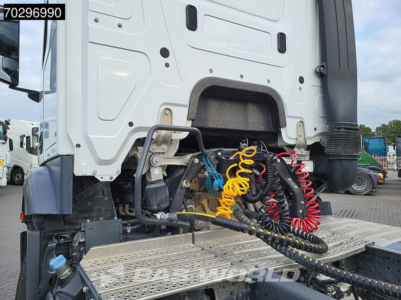 Mercedes-Benz Actros 1845 4X2 Retarder Hydraulic PPC Euro 6 - Nyergesvontató: 5 kép. Mercedes-Benz Actros 1845 4X2 Retarder Hydraulic PPC Euro 6 - Nyergesvontató: 5 kép.