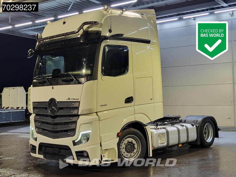 Mercedes-Benz Actros 1845 4X2 Retarder Mega 2xTanks Standklima Xenon Navi ACC Euro 6 - Nyergesvontató: 1 kép. Mercedes-Benz Actros 1845 4X2 Retarder Mega 2xTanks Standklima Xenon Navi ACC Euro 6 - Nyergesvontató: 1 kép.