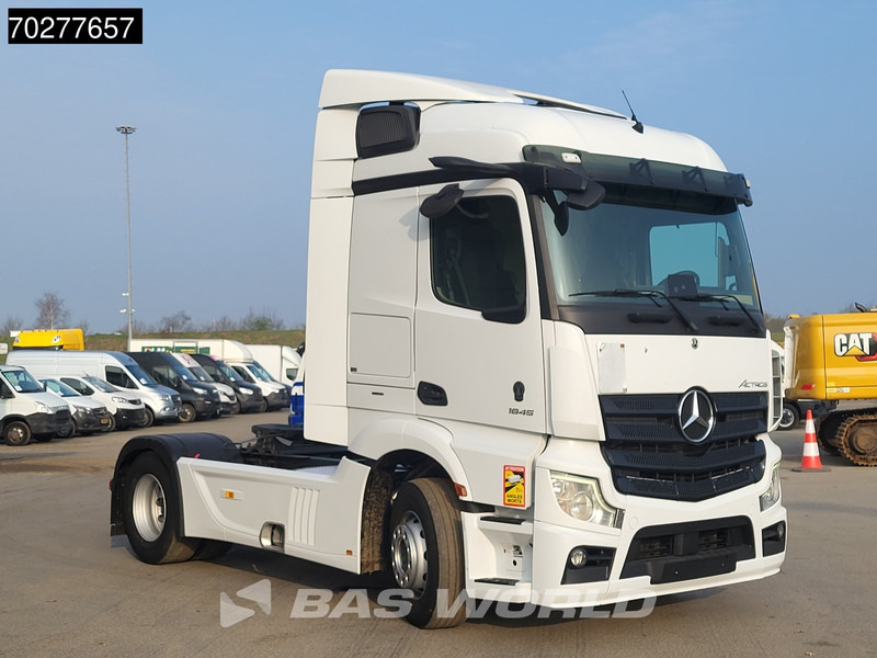 Mercedes-Benz Actros 1845 4X2 StreamSpace Retrader MirrorCam - Nyergesvontató: 3 kép. Mercedes-Benz Actros 1845 4X2 StreamSpace Retrader MirrorCam - Nyergesvontató: 3 kép.