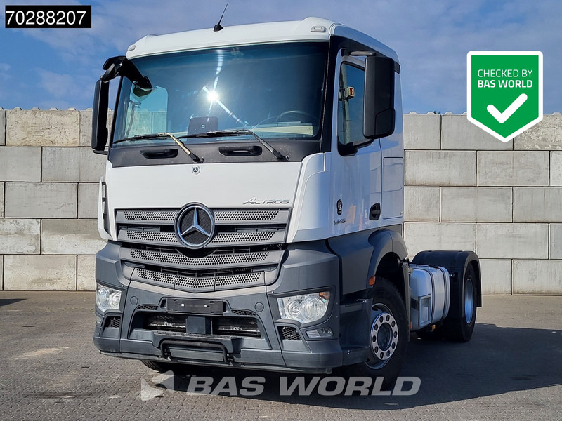 Mercedes-Benz Actros 1845 Actros 4X2 Retarder Euro 6 - Nyergesvontató: 1 kép. Mercedes-Benz Actros 1845 Actros 4X2 Retarder Euro 6 - Nyergesvontató: 1 kép.