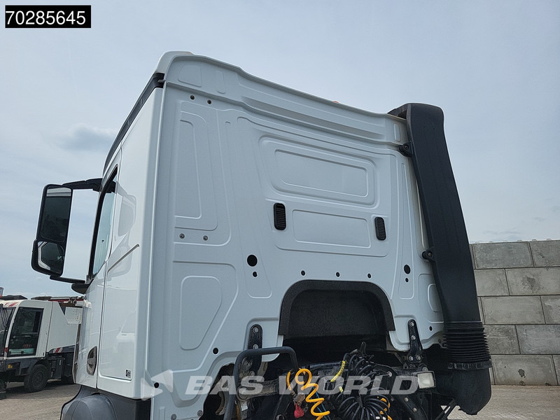 Mercedes-Benz Actros 1845 Actros 4X2 Retarder Hydraulik Euro 6 - Nyergesvontató: 5 kép. Mercedes-Benz Actros 1845 Actros 4X2 Retarder Hydraulik Euro 6 - Nyergesvontató: 5 kép.