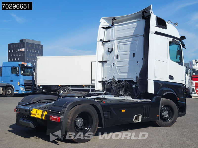 Mercedes-Benz Actros 1848 4X2 BigSpace Retarder ACC Standairco Navi Xenon ACC Euro 6 - Nyergesvontató: 5 kép. Mercedes-Benz Actros 1848 4X2 BigSpace Retarder ACC Standairco Navi Xenon ACC Euro 6 - Nyergesvontató: 5 kép.