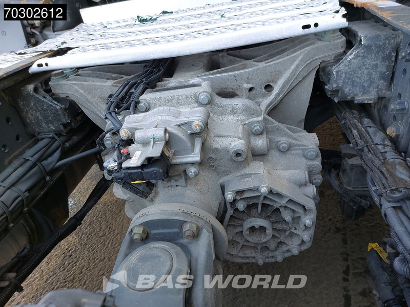 Nyergesvontató Mercedes-Benz Actros 1848 4X2 Mega GigaSpace 2x Tanks: 15 kép. Nyergesvontató Mercedes-Benz Actros 1848 4X2 Mega GigaSpace 2x Tanks: 15 kép.