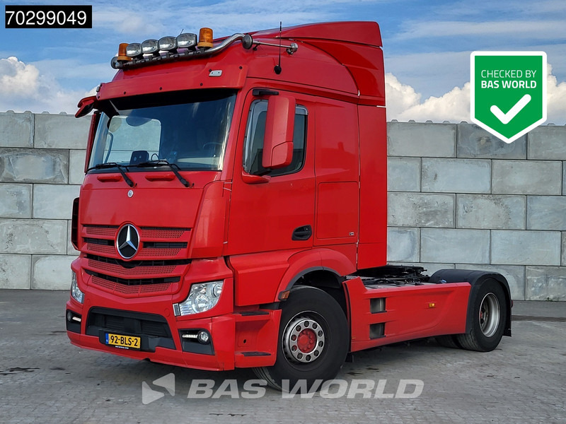 Mercedes-Benz Actros 1848 4X2 NL-Truck StreamSpace 2x Tanks - Nyergesvontató: 1 kép. Mercedes-Benz Actros 1848 4X2 NL-Truck StreamSpace 2x Tanks - Nyergesvontató: 1 kép.