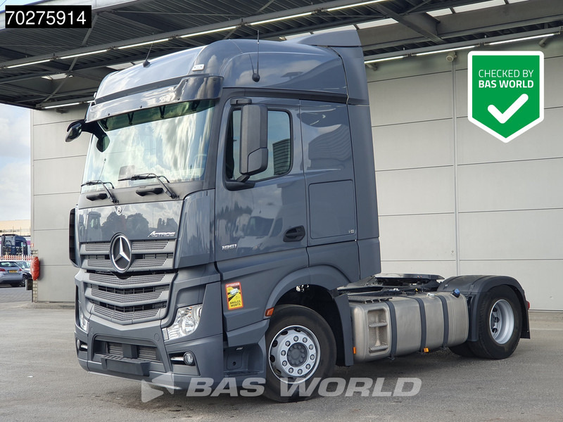 Mercedes-Benz Actros 1851 4X2 - Nyergesvontató: 1 kép. Mercedes-Benz Actros 1851 4X2 - Nyergesvontató: 1 kép.