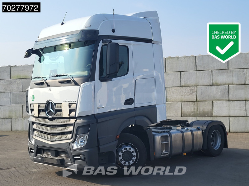 Mercedes-Benz Actros 1851 Actros 4X2 BigSpace 2x Tanks - Nyergesvontató: 1 kép. Mercedes-Benz Actros 1851 Actros 4X2 BigSpace 2x Tanks - Nyergesvontató: 1 kép.
