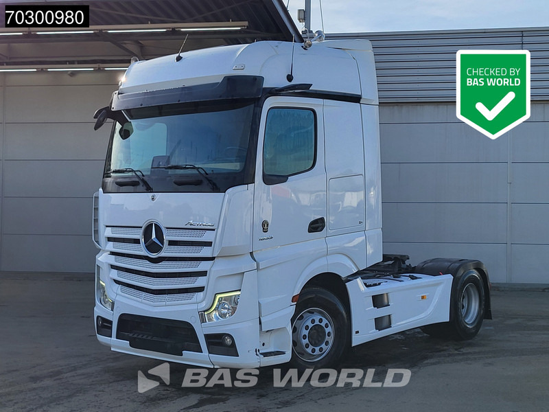 Mercedes-Benz Actros 1853 Actros 4X2 BigSpace Retarder Full-Air Hydraulik Standklima - Nyergesvontató: 1 kép. Mercedes-Benz Actros 1853 Actros 4X2 BigSpace Retarder Full-Air Hydraulik Standklima - Nyergesvontató: 1 kép.