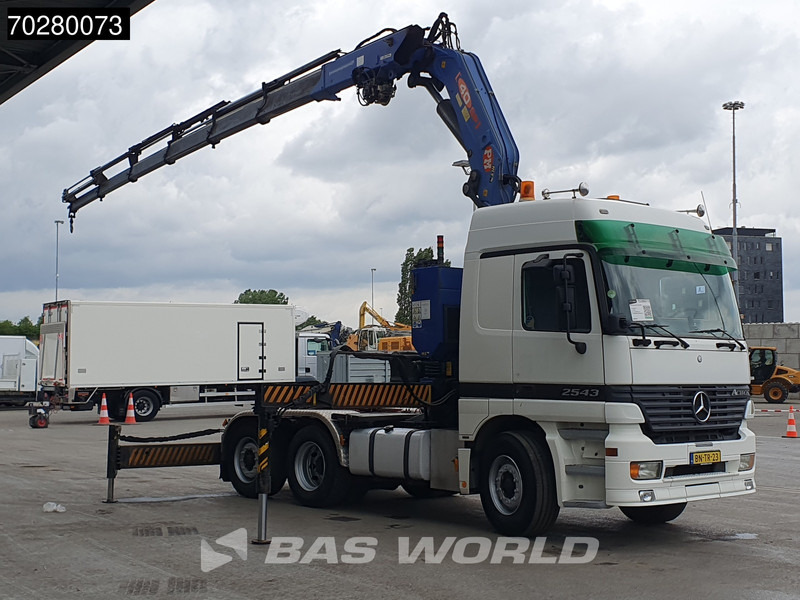 Mercedes-Benz Actros 2543 Actros 6X2 NL-Truck Liftachse 3-Pedals Kran PM 40 SP 2010 Euro 3 - Nyergesvontató: 3 kép. Mercedes-Benz Actros 2543 Actros 6X2 NL-Truck Liftachse 3-Pedals Kran PM 40 SP 2010 Euro 3 - Nyergesvontató: 3 kép.