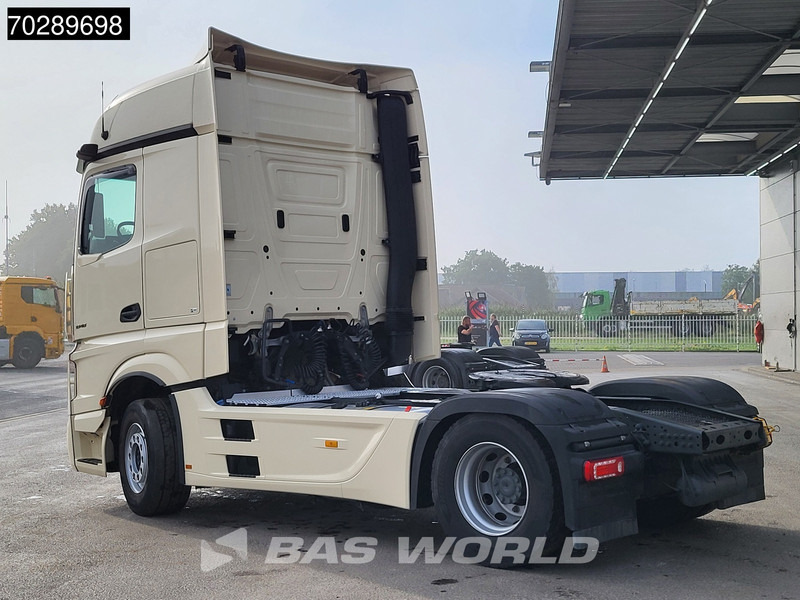 Mercedes-Benz Actros L 1848 4X2 BigSpace Retarder Standklima PPC Navi ACC LED - Nyergesvontató: 2 kép. Mercedes-Benz Actros L 1848 4X2 BigSpace Retarder Standklima PPC Navi ACC LED - Nyergesvontató: 2 kép.