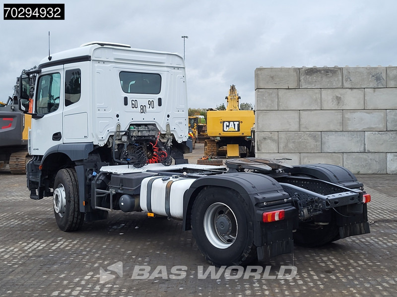 Mercedes-Benz Arocs 2046 4X2 Retarder Standklima Big-Axle Euro 6 - Nyergesvontató: 2 kép. Mercedes-Benz Arocs 2046 4X2 Retarder Standklima Big-Axle Euro 6 - Nyergesvontató: 2 kép.