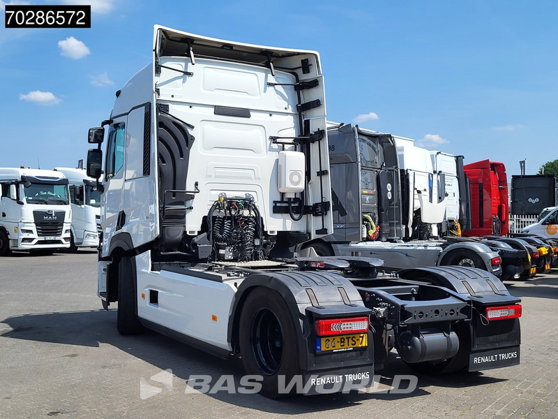 Renault T 440 T 4X2 NL-Truck VEB+ 2xTanks Euro 6 - Nyergesvontató: 2 kép. Renault T 440 T 4X2 NL-Truck VEB+ 2xTanks Euro 6 - Nyergesvontató: 2 kép.