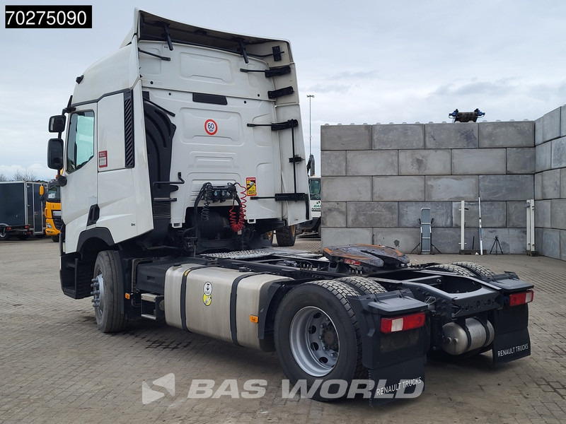 Renault T 460 4X2 2x Tanks VEB SleeperCab - Nyergesvontató: 2 kép. Renault T 460 4X2 2x Tanks VEB SleeperCab - Nyergesvontató: 2 kép.