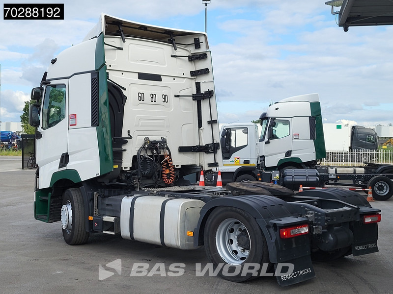 Renault T 460 4X2 2xTanks Optibrake Euro 6 - Nyergesvontató: 2 kép. Renault T 460 4X2 2xTanks Optibrake Euro 6 - Nyergesvontató: 2 kép.