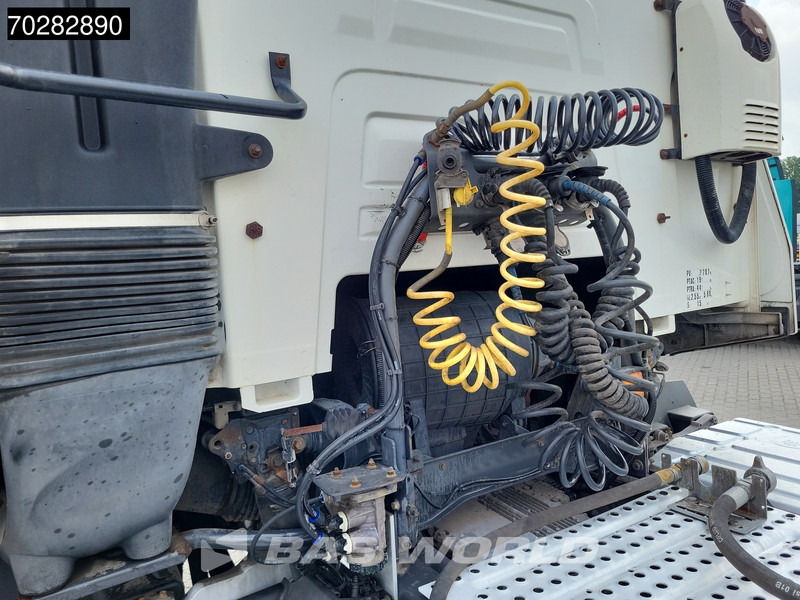 Renault T 460 4X2 Retarder PTO StandKlima Xenon - Nyergesvontató: 5 kép. Renault T 460 4X2 Retarder PTO StandKlima Xenon - Nyergesvontató: 5 kép.