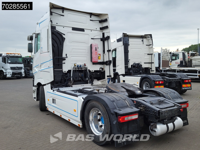 Renault T 520 4X2 HSC Full-Air Hydraulik ADR Optibrake+ Alcoa's ACC Navi - Nyergesvontató: 2 kép. Renault T 520 4X2 HSC Full-Air Hydraulik ADR Optibrake+ Alcoa's ACC Navi - Nyergesvontató: 2 kép.