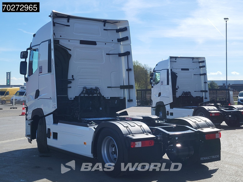 Renault T 520 4X2 NEW! HSC Retarder Optibrake+ 2x Tanks ACC LED - Nyergesvontató: 2 kép. Renault T 520 4X2 NEW! HSC Retarder Optibrake+ 2x Tanks ACC LED - Nyergesvontató: 2 kép.