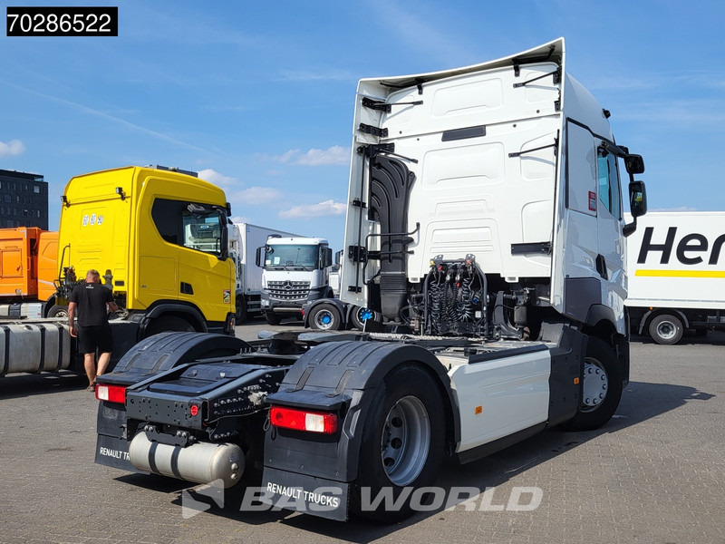 Renault T 520 T 4X2 HSC Retarder Standklima Hydrauliek - Nyergesvontató: 5 kép. Renault T 520 T 4X2 HSC Retarder Standklima Hydrauliek - Nyergesvontató: 5 kép.