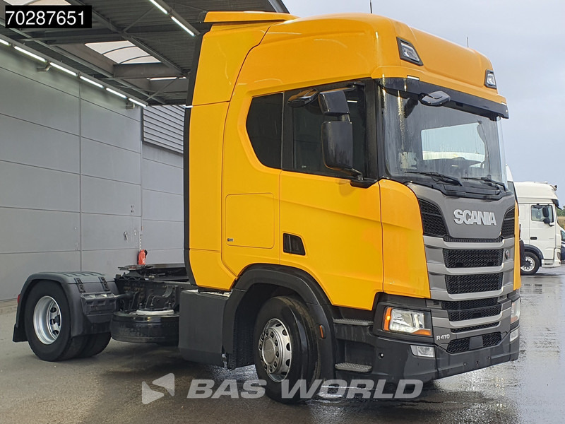 Scania R410 R 4X2 Hydrauliek Euro 6 - Nyergesvontató: 3 kép. Scania R410 R 4X2 Hydrauliek Euro 6 - Nyergesvontató: 3 kép.