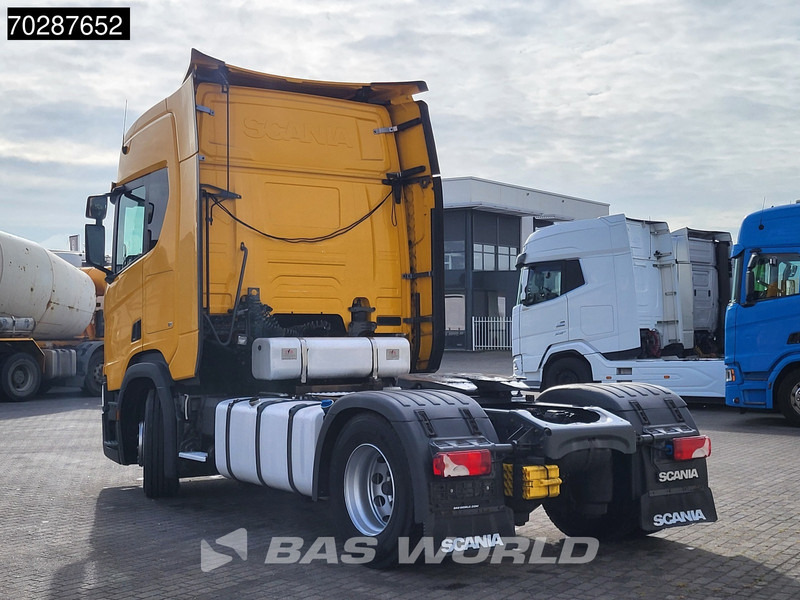 Scania R410 R 4X2 Hydrauliek Euro 6 - Nyergesvontató: 2 kép. Scania R410 R 4X2 Hydrauliek Euro 6 - Nyergesvontató: 2 kép.