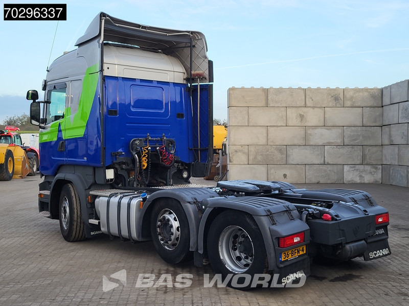 Scania R410 R 6X2 NL-Truck 2xTanks Standklima Lift/Steering Axle Euro 6 - Nyergesvontató: 2 kép. Scania R410 R 6X2 NL-Truck 2xTanks Standklima Lift/Steering Axle Euro 6 - Nyergesvontató: 2 kép.