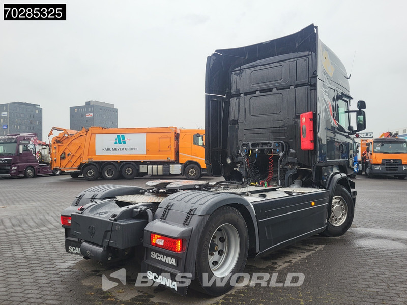Scania R450 R 4X2 Full-Air Retarder Standklima Hydraulik ACC - Nyergesvontató: 5 kép. Scania R450 R 4X2 Full-Air Retarder Standklima Hydraulik ACC - Nyergesvontató: 5 kép.
