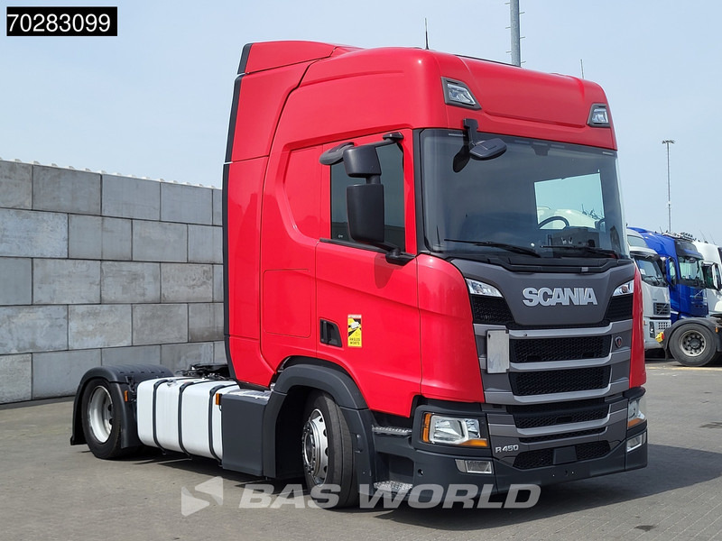 Scania R450 R 4X2 Mega Retarder 2x Tanks - Nyergesvontató: 3 kép. Scania R450 R 4X2 Mega Retarder 2x Tanks - Nyergesvontató: 3 kép.
