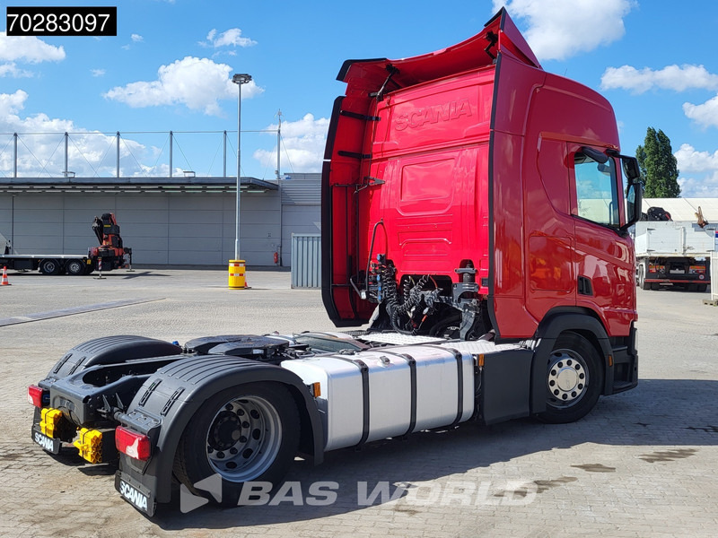 Scania R450 R 4X2 Mega Retarder 2x Tanks - Nyergesvontató: 5 kép. Scania R450 R 4X2 Mega Retarder 2x Tanks - Nyergesvontató: 5 kép.