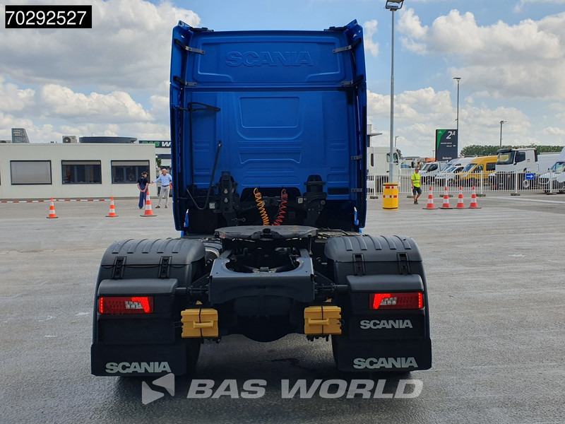 Scania R450 R 4X2 Retarder Standairco ACC Euro 6 - Nyergesvontató: 5 kép. Scania R450 R 4X2 Retarder Standairco ACC Euro 6 - Nyergesvontató: 5 kép.