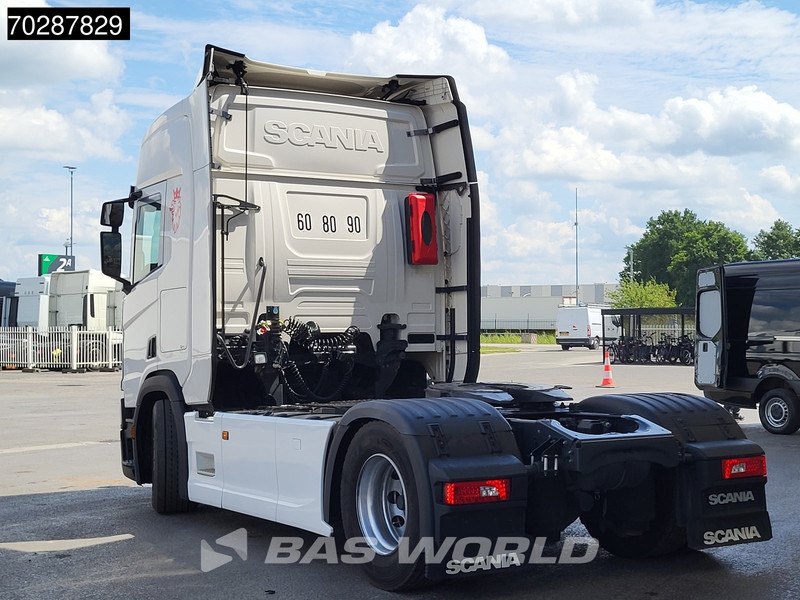 Scania R500 R 4X2 Retarder 2xTanks ACC LED Navi Euro 6 - Nyergesvontató: 2 kép. Scania R500 R 4X2 Retarder 2xTanks ACC LED Navi Euro 6 - Nyergesvontató: 2 kép.