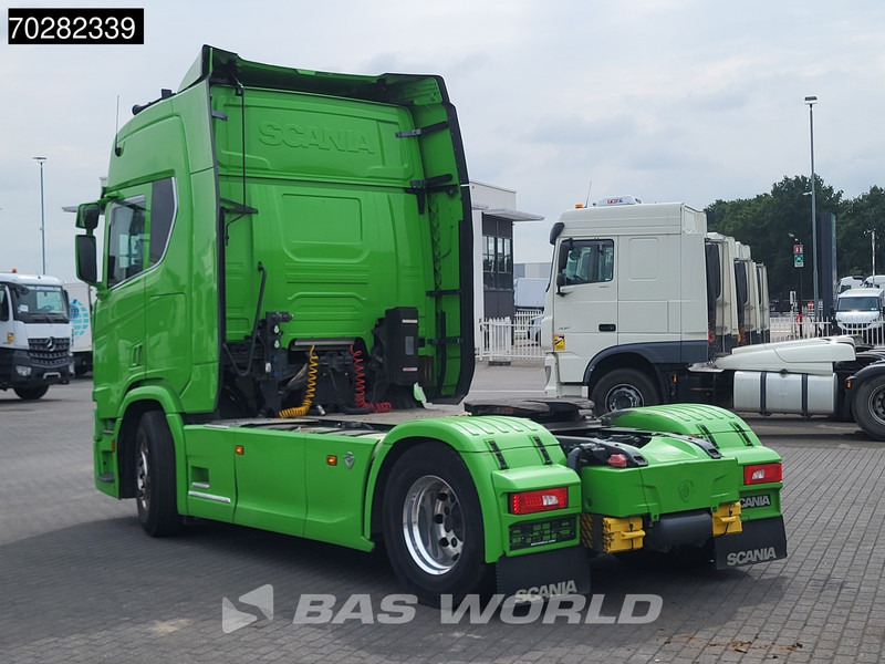 Scania R520 R 4X2 Retarder Full-Air Compressor PTO Alcoa's LED - Nyergesvontató: 2 kép. Scania R520 R 4X2 Retarder Full-Air Compressor PTO Alcoa's LED - Nyergesvontató: 2 kép.