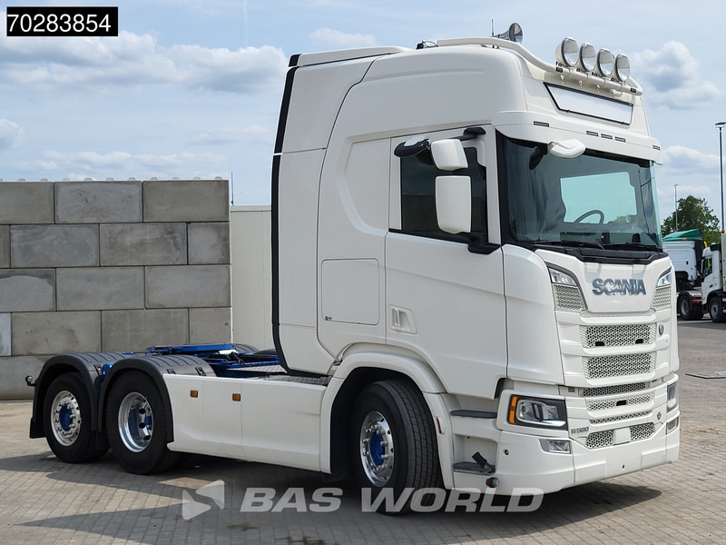 Scania R580 6X2 Retarder Liftachse ACC LED Navi Euro 6 - Nyergesvontató: 3 kép. Scania R580 6X2 Retarder Liftachse ACC LED Navi Euro 6 - Nyergesvontató: 3 kép.