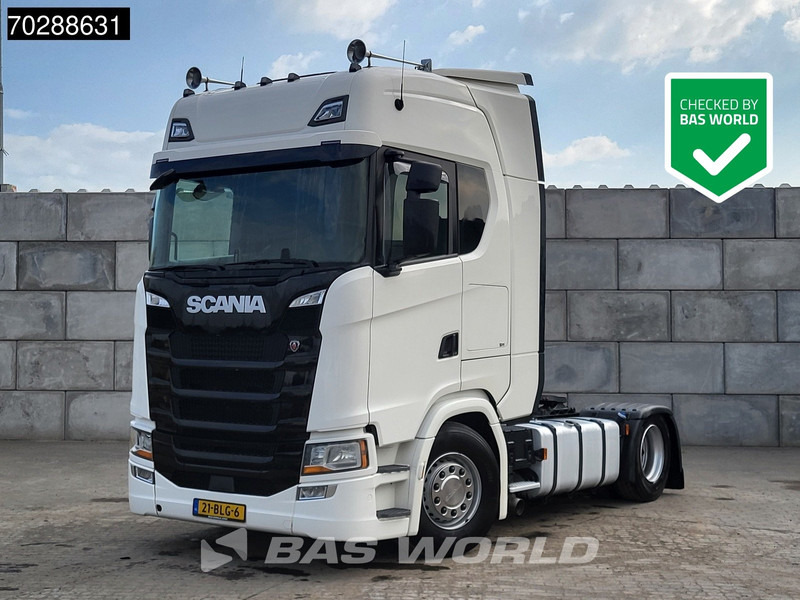 Scania S450 4X2 NL-Truck Retarder 2xTanks ACC Standklima Euro 6 - Nyergesvontató: 1 kép. Scania S450 4X2 NL-Truck Retarder 2xTanks ACC Standklima Euro 6 - Nyergesvontató: 1 kép.