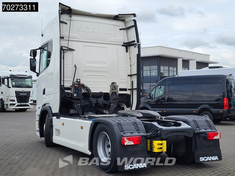 Scania S460 4X2 NEW! Retarder 2x Tanks ACC Navi Standklima - Nyergesvontató: 2 kép. Scania S460 4X2 NEW! Retarder 2x Tanks ACC Navi Standklima - Nyergesvontató: 2 kép.