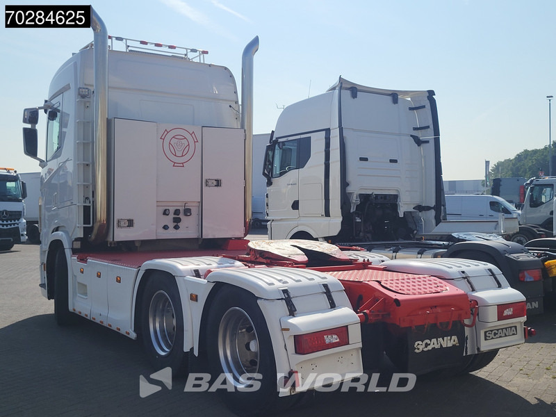 Scania S650 6X4 Retarder Full-Air Leather ACC Navi LED - Nyergesvontató: 2 kép. Scania S650 6X4 Retarder Full-Air Leather ACC Navi LED - Nyergesvontató: 2 kép.