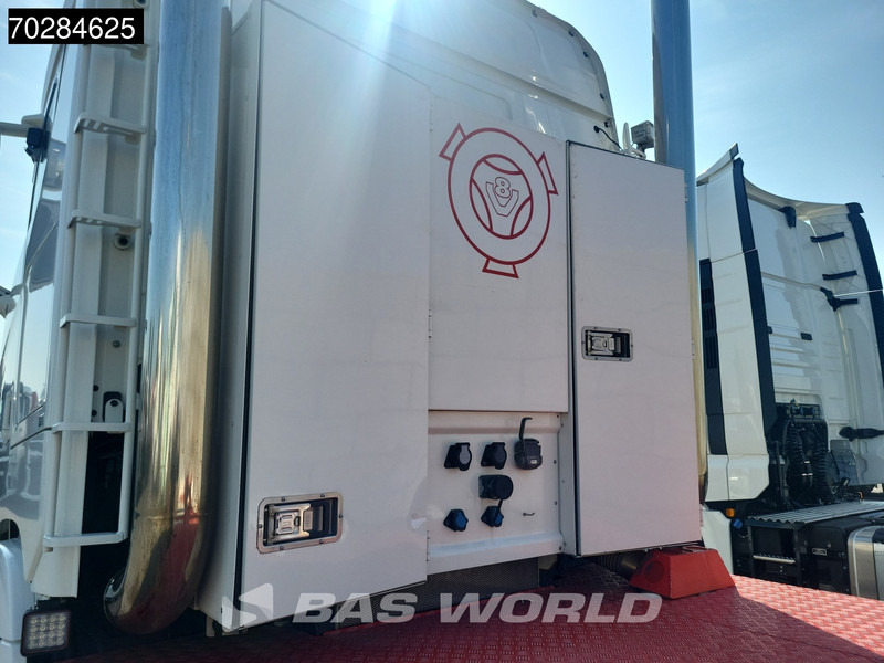 Scania S650 6X4 Retarder Full-Air Leather ACC Navi LED - Nyergesvontató: 3 kép. Scania S650 6X4 Retarder Full-Air Leather ACC Navi LED - Nyergesvontató: 3 kép.