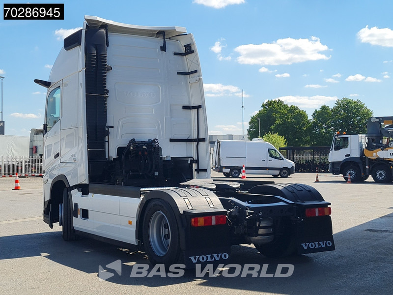 Volvo FH 460 4X2 2024! XL TC VEB+ 2x Tanks I-ParkCool - Nyergesvontató: 2 kép. Volvo FH 460 4X2 2024! XL TC VEB+ 2x Tanks I-ParkCool - Nyergesvontató: 2 kép.