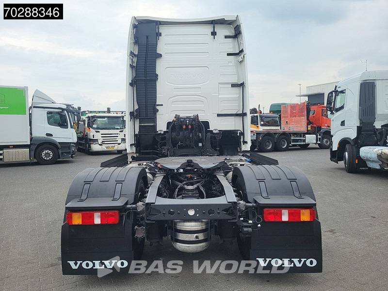 Volvo FH 460 4X2 2024! XL TC VEB+ 2x Tanks I-ParkCool - Nyergesvontató: 3 kép. Volvo FH 460 4X2 2024! XL TC VEB+ 2x Tanks I-ParkCool - Nyergesvontató: 3 kép.