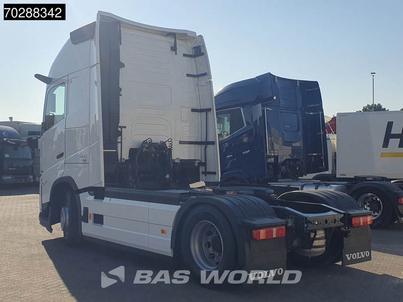 Volvo FH 460 4X2 '24 XL VEB+ I-ParkCool 2xTanks Euro 6 - Nyergesvontató: 2 kép. Volvo FH 460 4X2 '24 XL VEB+ I-ParkCool 2xTanks Euro 6 - Nyergesvontató: 2 kép.