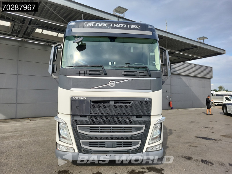 Volvo FH 460 4X2 I-ParkCool ADR Euro 6 - Nyergesvontató: 2 kép. Volvo FH 460 4X2 I-ParkCool ADR Euro 6 - Nyergesvontató: 2 kép.