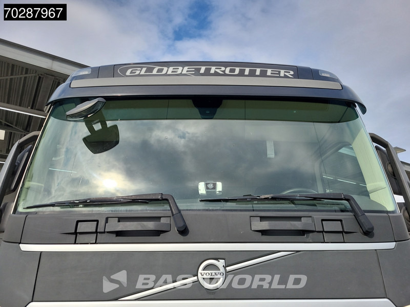 Volvo FH 460 4X2 I-ParkCool ADR Euro 6 - Nyergesvontató: 3 kép. Volvo FH 460 4X2 I-ParkCool ADR Euro 6 - Nyergesvontató: 3 kép.