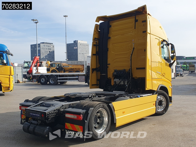 Volvo FH 460 4X2 NL-Truck LNG XL VEB+ 2x Tanks Full-Air I-ParkCool ACC Alcoa´s LED - Nyergesvontató: 5 kép. Volvo FH 460 4X2 NL-Truck LNG XL VEB+ 2x Tanks Full-Air I-ParkCool ACC Alcoa´s LED - Nyergesvontató: 5 kép.