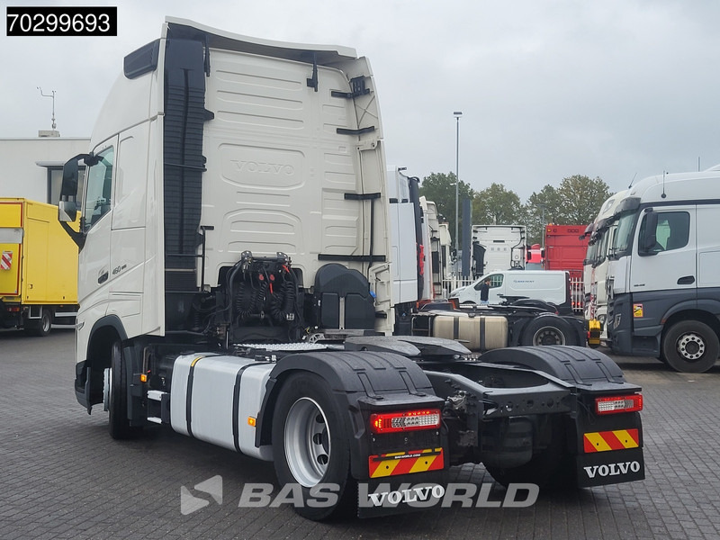Volvo FH 460 4X2 XL 2xTanks LED Euro 6 - Nyergesvontató: 2 kép. Volvo FH 460 4X2 XL 2xTanks LED Euro 6 - Nyergesvontató: 2 kép.