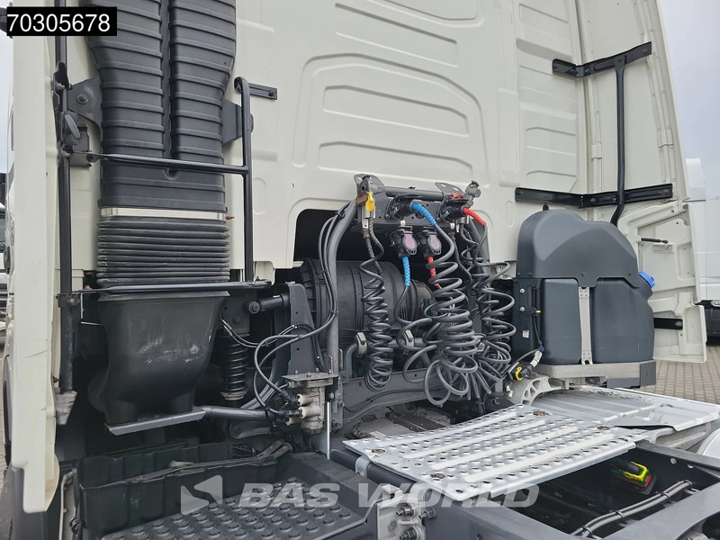 Nyergesvontató Volvo FH 460 4X2 XL VEB+ 2xTanks: 11 kép. Nyergesvontató Volvo FH 460 4X2 XL VEB+ 2xTanks: 11 kép.