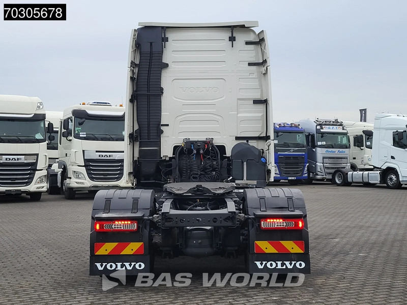 Nyergesvontató Volvo FH 460 4X2 XL VEB+ 2xTanks: 12 kép. Nyergesvontató Volvo FH 460 4X2 XL VEB+ 2xTanks: 12 kép.