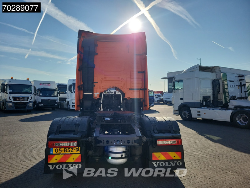 Volvo FH 460 FH 4X2 NL-Truck 2xTanks VEB+ Alcoa Navi Euro 6 - Nyergesvontató: 3 kép. Volvo FH 460 FH 4X2 NL-Truck 2xTanks VEB+ Alcoa Navi Euro 6 - Nyergesvontató: 3 kép.
