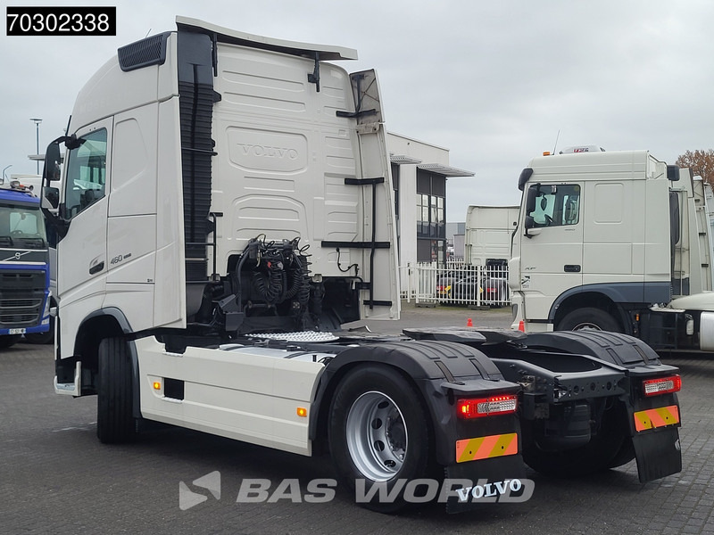 Volvo FH 460 FH 4X2 Retarder I-ParkCool - Nyergesvontató: 2 kép. Volvo FH 460 FH 4X2 Retarder I-ParkCool - Nyergesvontató: 2 kép.