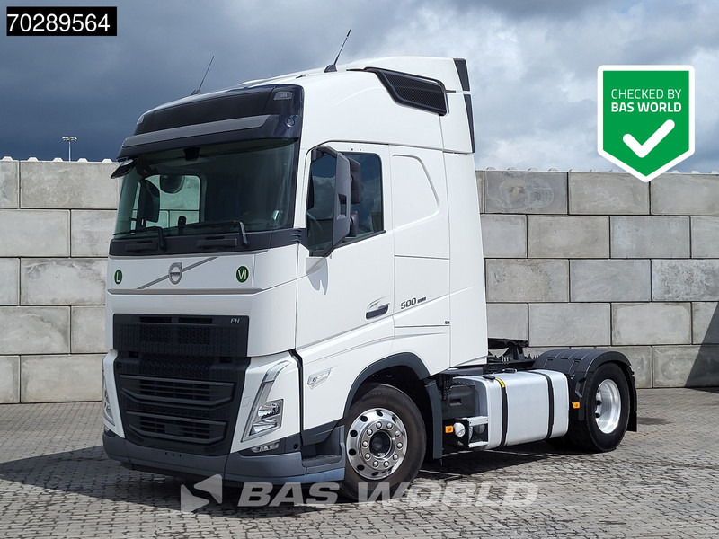 Volvo FH 500 4X2 2xTanks I-ParkCool ACC Navi Euro 6 - Nyergesvontató: 1 kép. Volvo FH 500 4X2 2xTanks I-ParkCool ACC Navi Euro 6 - Nyergesvontató: 1 kép.