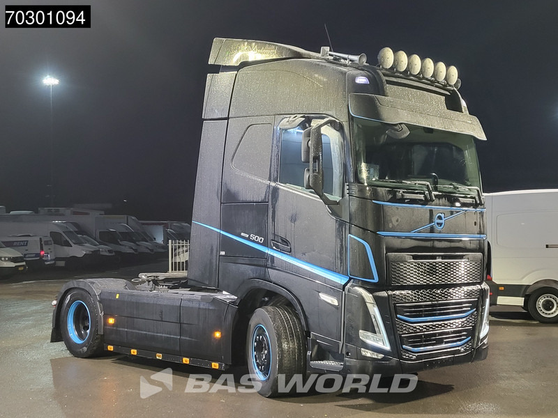 Volvo FH 500 4X2 TC VEB+ 2xTanks I-ParkCool - Nyergesvontató: 3 kép. Volvo FH 500 4X2 TC VEB+ 2xTanks I-ParkCool - Nyergesvontató: 3 kép.