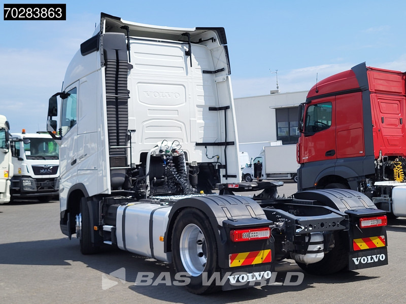 Volvo FH 500 4X2 VEB+ 2x Tanks Alcoa ACC I-ParkCool Euro 6 - Nyergesvontató: 2 kép. Volvo FH 500 4X2 VEB+ 2x Tanks Alcoa ACC I-ParkCool Euro 6 - Nyergesvontató: 2 kép.